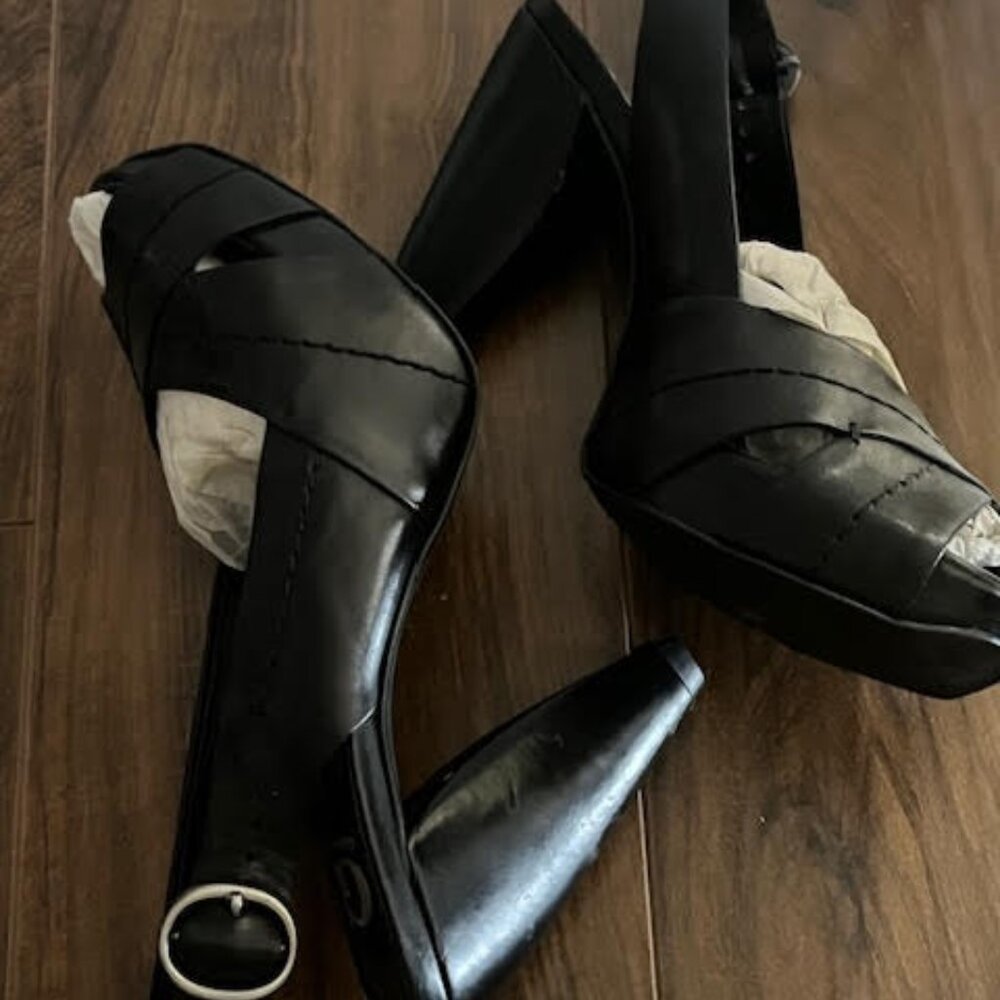 Gianni Bini - Black Heels 8-1/2 Medium